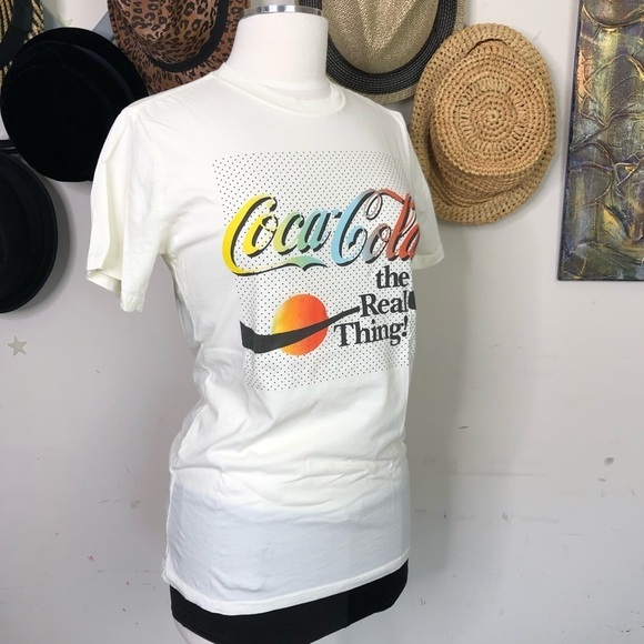 Coca-Cola Graphic T-shirt - Picture 5 of 8
